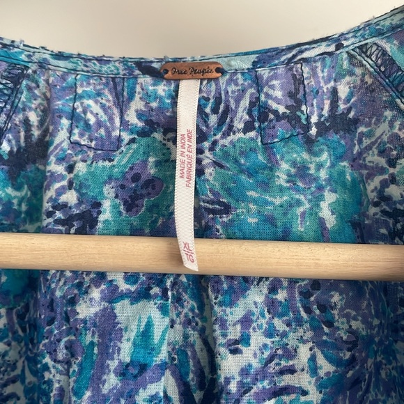 Free People size XL wrap top. - Picture 4 of 6